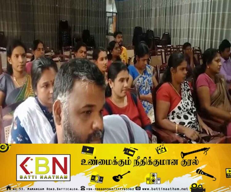 அம்பாறை திருக்கோவிலில் 6,500க்கும் மேற்பட்ட குடும்பங்கள் வெள்ளத்தால் பாதிப்பு!