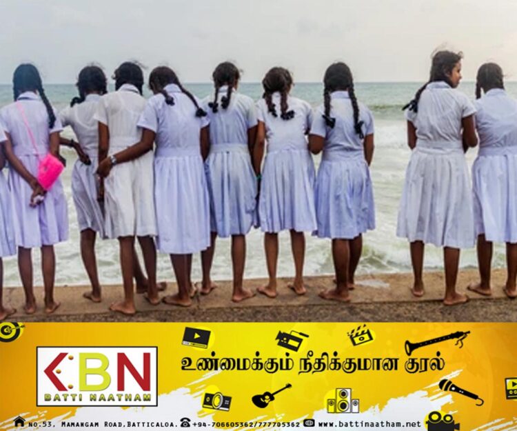3 மாணவிகளை துஷ்பிரயோகம் செய்ய முயற்சித்த விஞ்ஞான பாட ஆசிரியர் கைது!