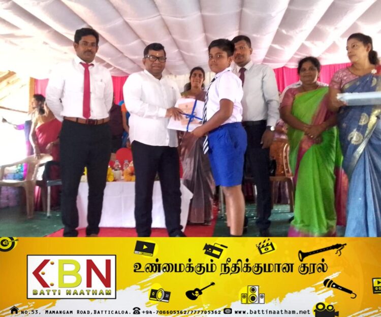 வாழைச்சேனை புதுக்குடியிருப்பு வாணி வித்தியாலயத்தில் கற்றல் உபகரணங்கள் வழங்கும் நிகழ்வு!