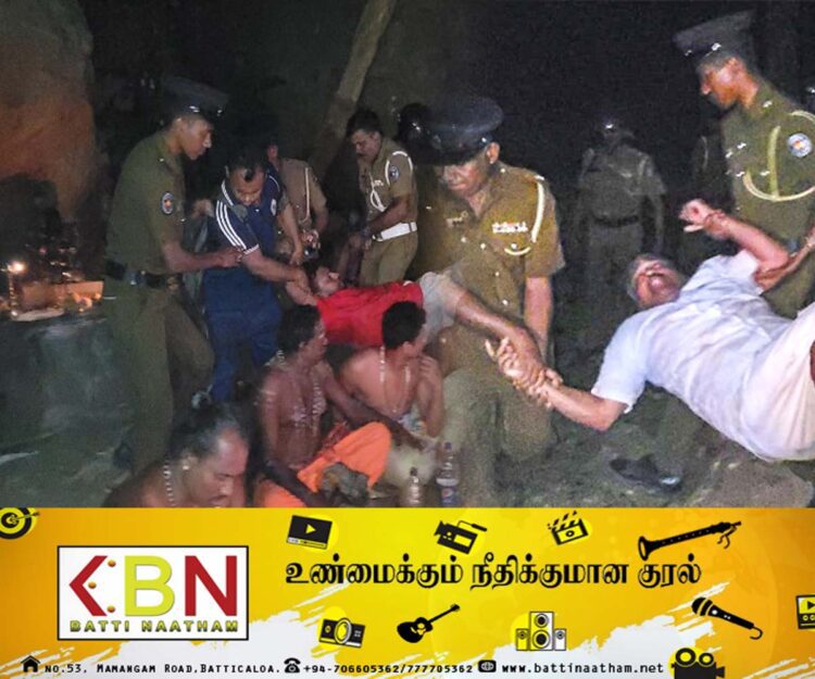 பொலிஸாரால் தூக்கிச்செல்லப்பட்ட கஜேந்திரன் எம்.பி; வெடுக்குநாறி மலை ஆதிசிவன் ஆலயத்தில் குழப்பம்!