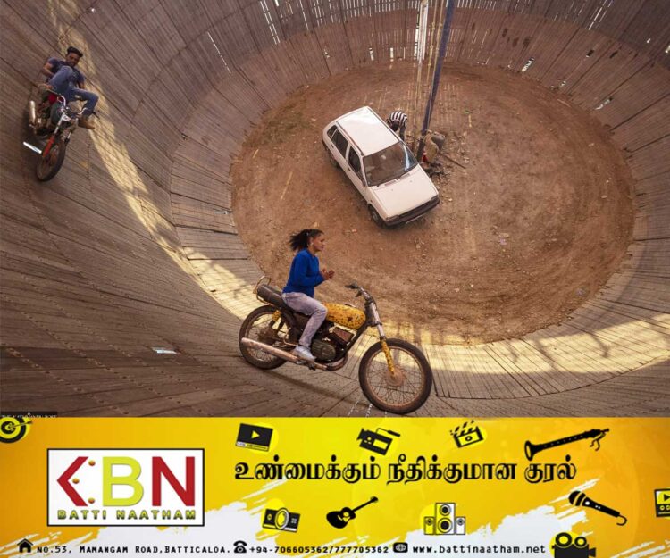 பாதாளக் கிணறு உடைந்து விழுந்ததில் பலர் வைத்தியசாலையில்!