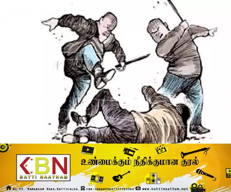 பரீட்சை நிலையத்திற்குள் அத்துமீறி நுழைந்து மாணவனை தாக்கிய இருவர் கைது!