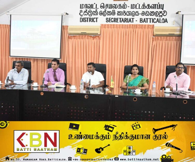 மட்டு மாவட்ட செயலகத்தில் விவசாயத் துறையை நவீன மயப்படுத்தல் மற்றும் வட்டியில்லா கடன் தொடர்பில் கலந்துரையாடல்!