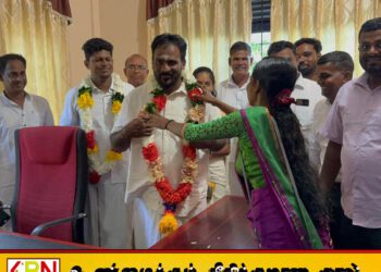போரதீவுப்பற்று பிரதேச சபைக்கான தமிழரசுக்கட்சி தவிசாளர் பதவியேற்பு நிகழ்வில் கலந்துகொண்ட தேசிய மக்கள் சக்தியின் பாராளுமன்ற உறுப்பினர்