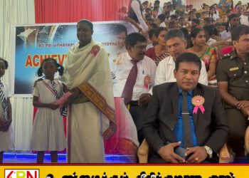 பெரியகல்லாறு உதயபுரம் தமிழ் வித்தியாலயத்தில் சாதனையாளர் பாராட்டு விழா