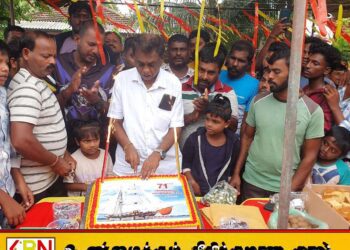 வல்வெட்டித்துறையில் “மேதகு” பிறந்தநாள்;  கேக் வெட்டி கொண்டாட்டம்