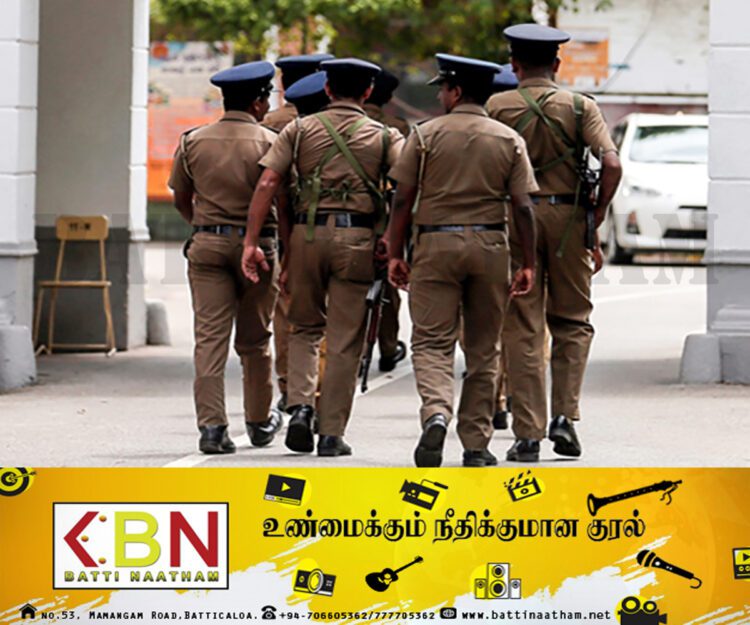 போராட்டத்தில் கலந்து கொண்ட பொலிஸுக்கு பறிக்கப்பட்டது பதவி!