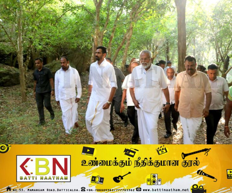 வெடுக்குநாறி மலைக்கு விஜயம் செய்த தமிழ்த்தரப்புகள்!