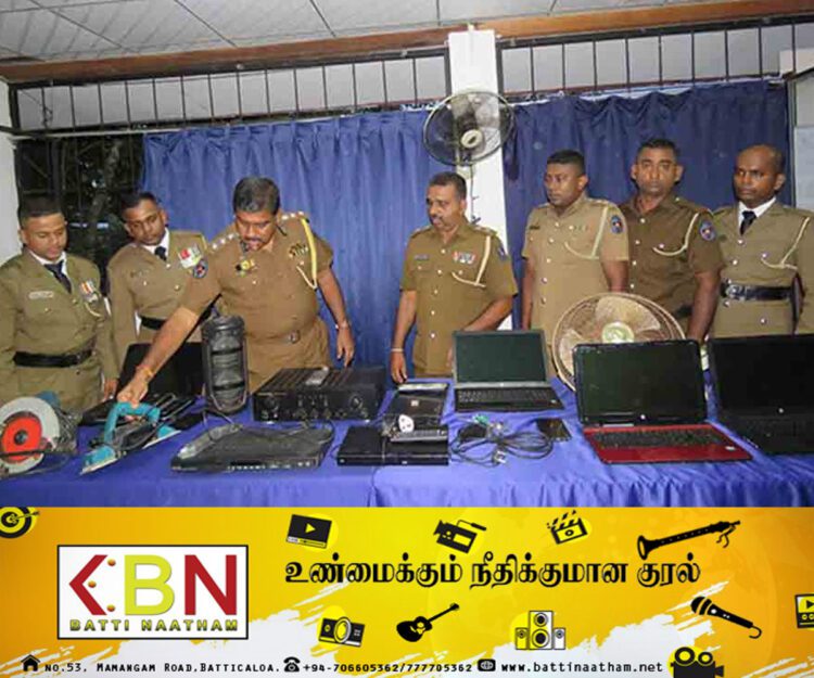 மட்டு நகரில் பூட்டியிருந்த வீடுகளை உடைத்து கைவரிசை காட்டிய 14 வயது சிறுவன்!