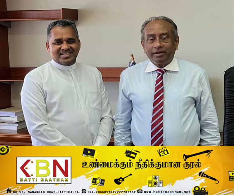 தோப்பூரில் இலங்கை வங்கி கிளையில் ATM இயந்திரம் நிறுவக்கோரி இலங்கை வங்கி தலைவருடன் தௌபீக் எம்.பி சந்திப்பு!