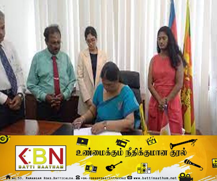 வடக்கு ஆளுநர் பதவியேற்பு; பங்கேற்காத எம்.பிக்கள்!