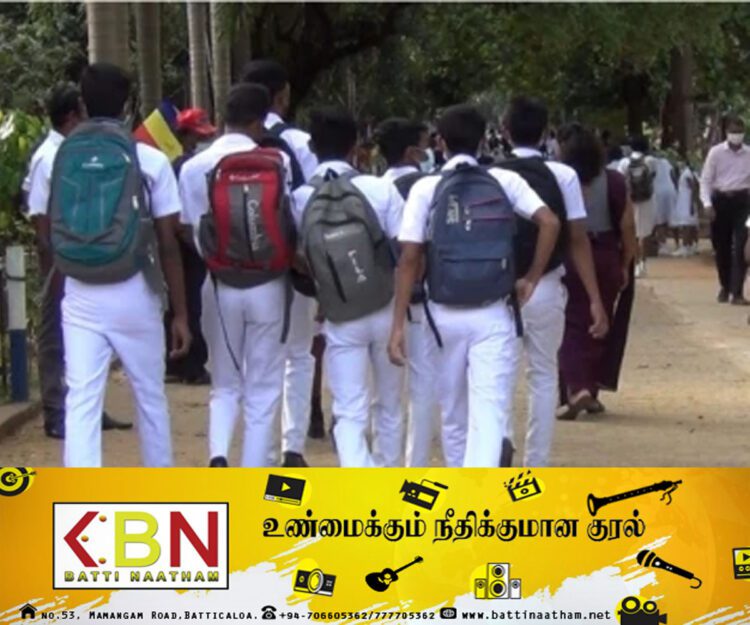 இலங்கையில் உள்ள அனைத்து பாடசாலைகளும் இன்றைய தினம் ஆரம்பம்!