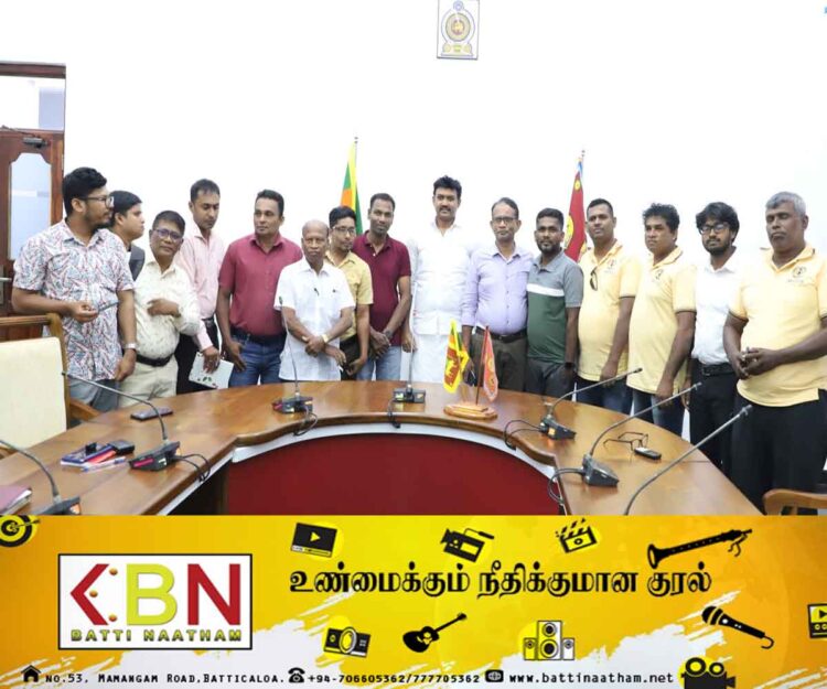 கிழக்கு மாகாண ஆளுநர் ஊடகவியலாளர்களுடன் விசேட சந்திப்பு!