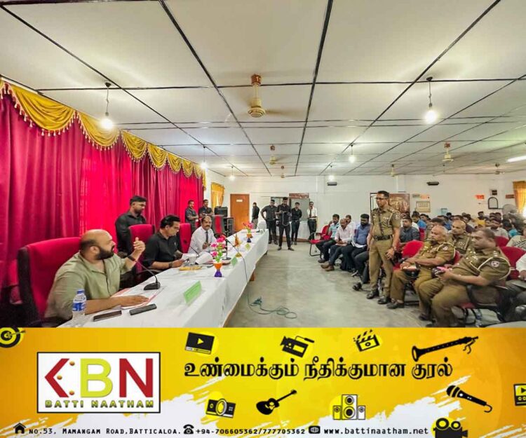 உயிரோடு இல்லாதவர் பேரிலும் பல ஏக்கர் காணிகள்;பிரதேச அபிவிருத்திக் குழு கூட்டத்தில் கேள்வி எழும்பிய சாணக்கியன்!