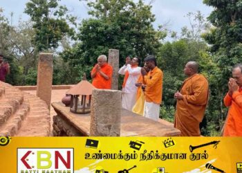 குறுந்தூர் மலை விகாரையில் வழிபாடுகள் செய்த மறவன்புலவு சச்சிதானந்தன்!