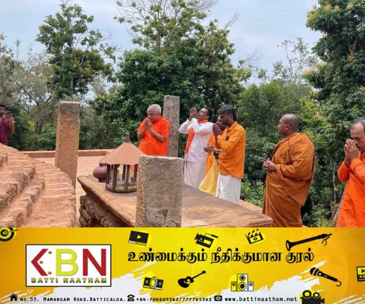குறுந்தூர் மலை விகாரையில் வழிபாடுகள் செய்த மறவன்புலவு சச்சிதானந்தன்!