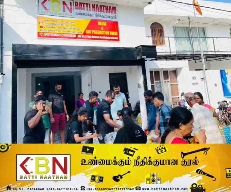 ஸ்ரீ மாமாங்கேஸ்வரர் ஆலய தேர்த் திருவிழாவினை முன்னிட்டு Battinaatham ஊடகத்தினால் தாகசாந்தி வழங்கி வைப்பு!