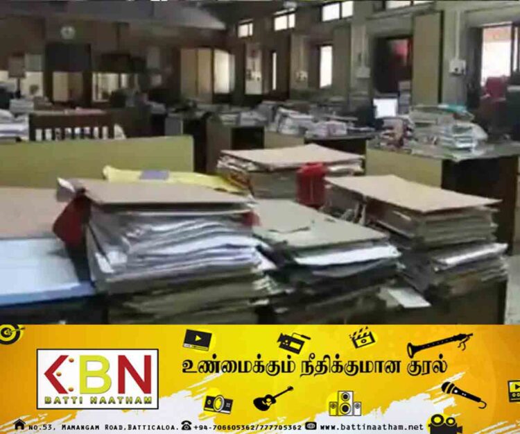 அடுத்த ஆண்டு அரச சேவைக்கான புதிய ஆட்சேர்ப்பு இருக்காது; பொது திறைசேரி செயலாளர் மஹிந்த சிறிவர்தன!