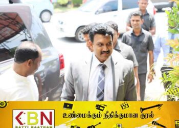 விகாரை கட்டுமானப்பணிகளை நிறுத்திய கிழக்கு ஆளுநர்!