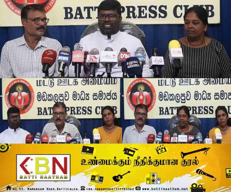 “வேர்களை மீட்டு உரிமை வென்றிட” -மலையக மக்களுக்காக ஒன்றிணையும் மட்டு சிவில் சமூகத்தினர்; நடைபவனிக்கு அனைவருக்கும் அழைப்பு! (காணொளி)!