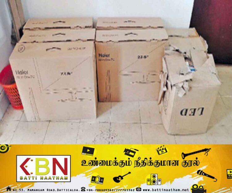 மட்டு பல்கலைக்கழத்தில் கணனிகள் திருடிய இராணுவ சிப்பாய்கள் கைது!
