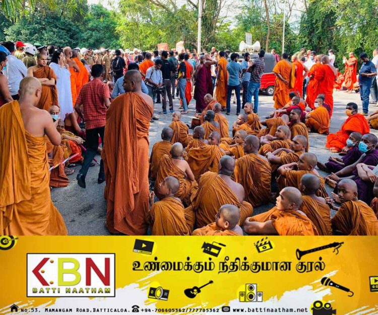 குறுகிய அரசியல் நோக்கங்களுக்காக காவி உடையின் சதித்திட்டம் அம்பலம்; அரச புலனாய்வு பிரிவினர் இரகசிய அறிக்கை!