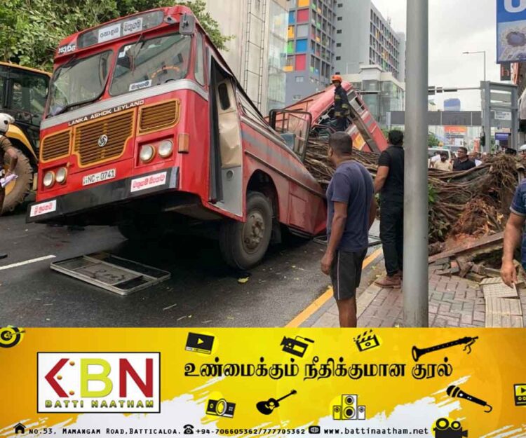 அரச போக்குவரத்தில் பயணம் செய்யும் போது உயிரிழந்தால் ஐந்து இலட்சம்!