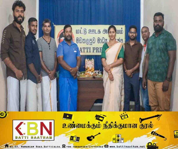 மட்டு ஊடக அமையத்தின் ஆயுத பூஜை நிகழ்வு!