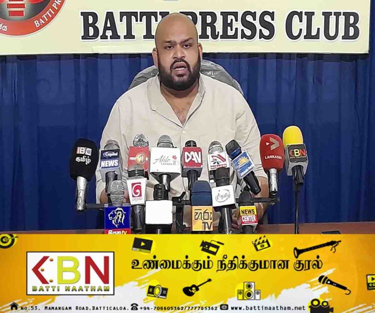 டக்ளஸ் தமிழ் மக்களுக்கு ஏதாவது நன்மை செய்வதாக இருந்தால் தன்னுடைய அமைச்சை இராஜினாமா செய்யவேண்டும்; சாணக்கியன் எம்.பி!