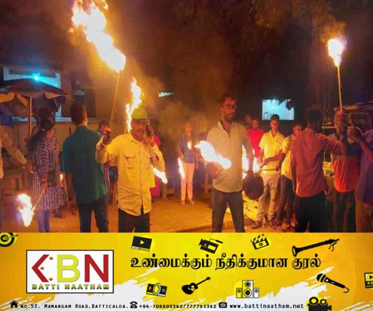 வவுனியாவிலும் தீப்பந்த போராட்டம்!