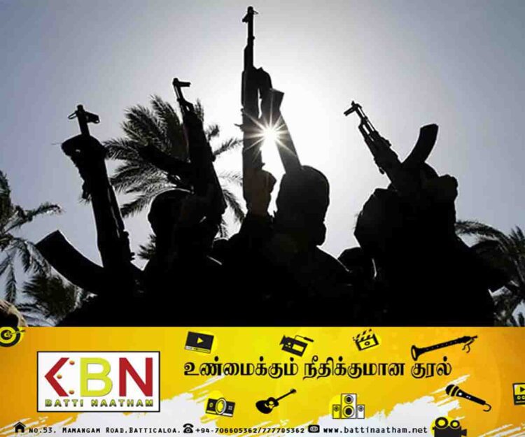 மரண ஊர்வலத்தின்போது துப்பாக்கி முனையில் 25 பேர் கடத்தல்!