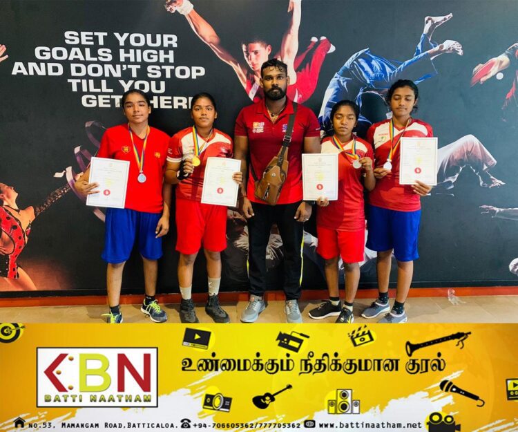 வவுனியாவுக்கு தங்கம், வெள்ளிப் பதக்கங்கள் வென்று கொடுத்த வீராங்கனைகள்!