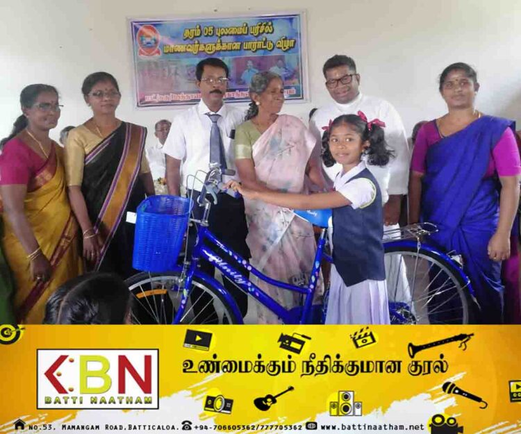 பேத்தாழை சந்திரகாந்தன் வித்தியாலயத்தில் புலமை பரீட்சையில் சித்தி பெற்ற மாணவர்களை கௌரவிக்கும் நிகழ்வு!