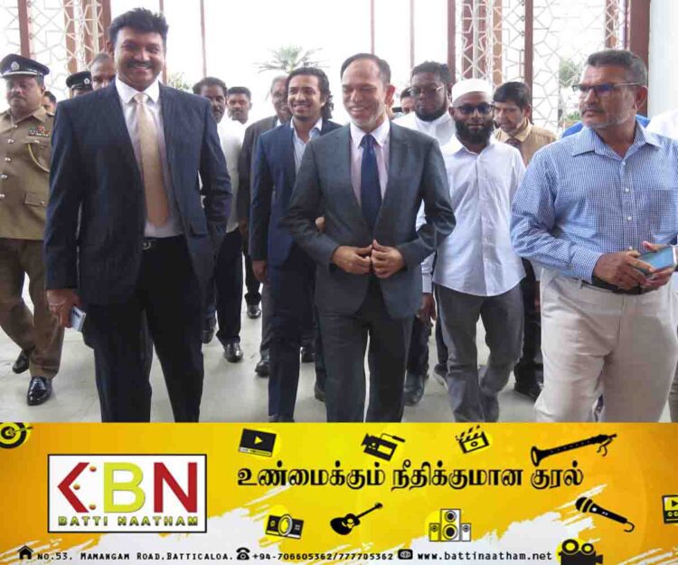 மட்டக்களப்பு தனியார் பல்கலைக்கழகம் ஹிஸ்புல்லாவிடம் உத்தியோகபூர்வமாக கையளிப்பு!