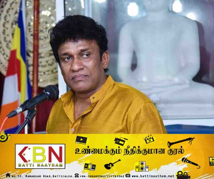 அம்பிட்டிய சுமனரத்தின தேரர் மீது பாயாமல் இருக்கும் ஐசிசிபிஆர் சட்டம்; மனோ கணேசன் சுட்டிக்காட்டு!
