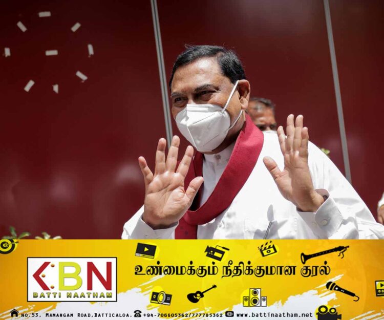 பதவிக்காக குடியுரிமையை துறக்க தயாராகும் பசில்!