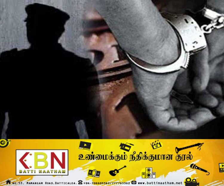 சீன பிரஜையிடம் சிகரெட் பெட்டி திருடிய பொலிஸாருக்கு சிறை!