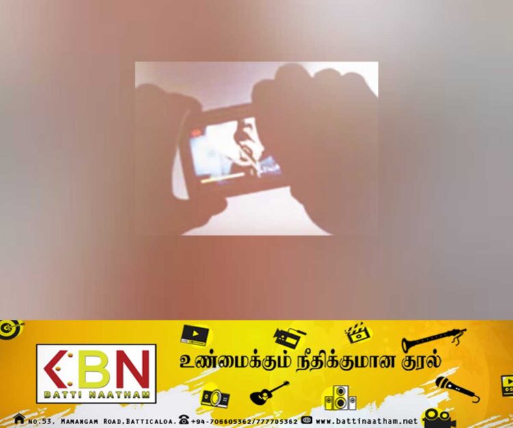 ஆபாச படங்களில் நடித்து இணையத்தில் பதிவேற்றும் இளம் தம்பதியொன்று கைது!