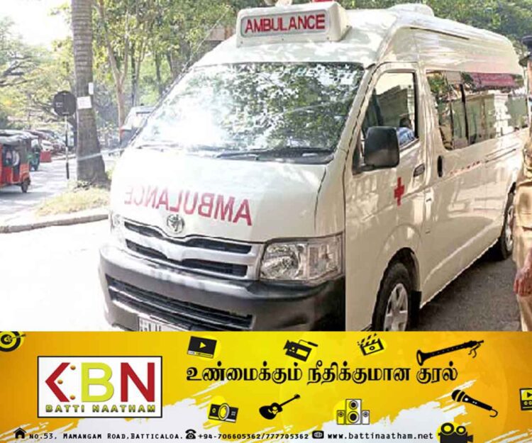 அம்புலன்ஸ் வண்டியில் பரீட்சை நிலையத்துக்கு சென்று பரீட்சைக்கு தோற்றிய உயர்தர மாணவி!