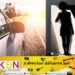 ஆடைகளை கிழித்து நூதன முறையில் பணம் பறிக்கும் பெண்!