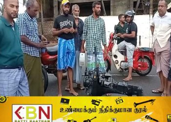 மட்டு காத்தான்குடி கடலில் படகு கவிழ்ந்து விபத்து; சக மீனவர்களின் உதவியுடன் பாதுகாப்பாக கரையை அடைந்த மீனவர்!