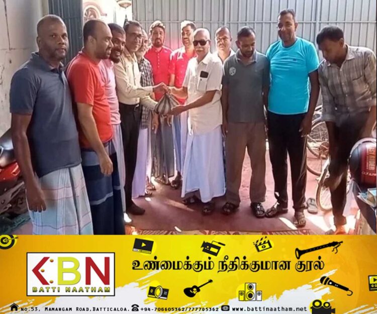 மட்டு காத்தான்குடியில் வெள்ளத்தால் பாதிக்கப்பட்ட மக்களுக்கு மதிய உணவு வழங்கி வைப்பு!