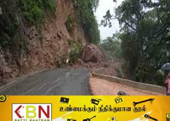 பதுளை ஆறாம் கட்டை பகுதியில் மண்சரிவு; பதுளை – மட்டக்களப்பு வீதியூடான போக்குவரத்துக்கு பாதிப்பு!