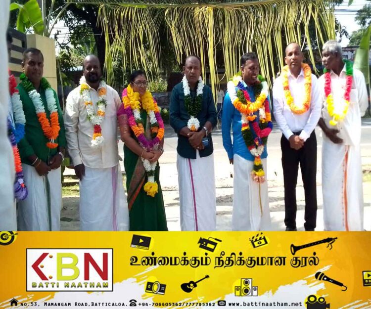 மட்டு வந்தாறுமூலை கமநலசேவைகள் நிலையத்தில் பொங்கல் விழா!(புகைப்படங்கள் இணைப்பு)