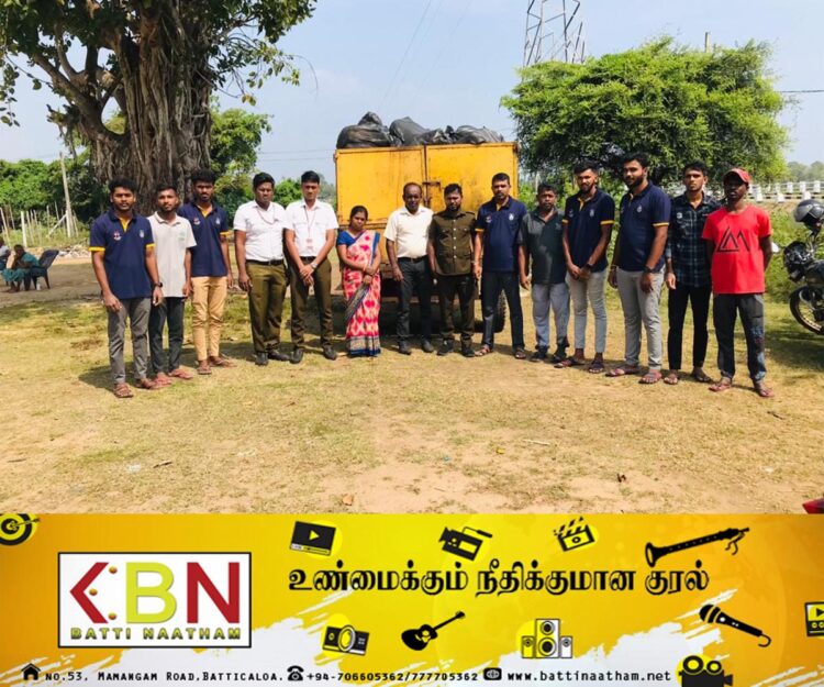 தென் எருவில்பற்று இளைஞர் கழக உறுப்பினர்களின் பங்களிப்புடன் வெற்றுக் கொள்கலன்கள் சேகரிக்கும் செயற்றிட்டம்!