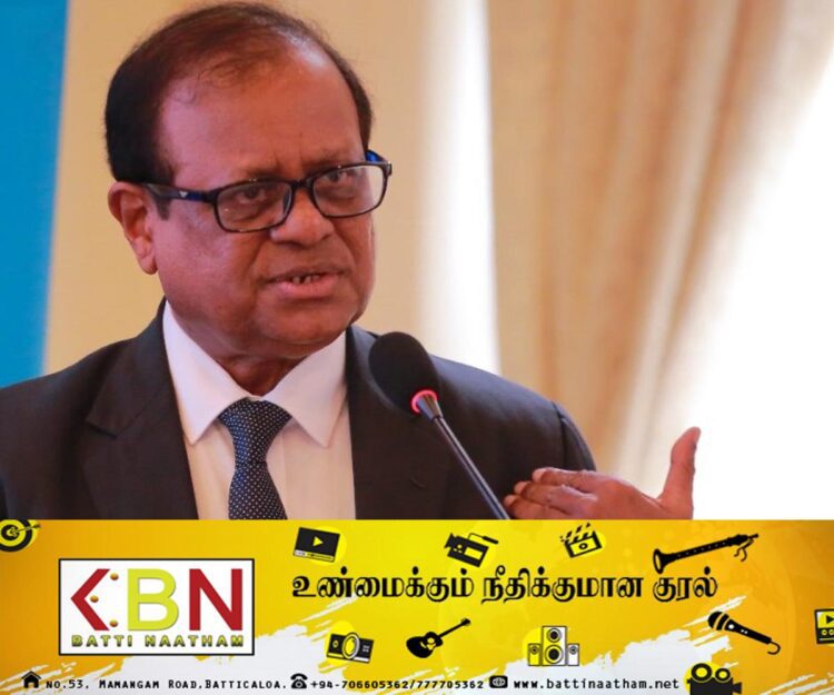 பணம் வசூலித்து ஆசிரியர்களுக்கு பரிசுகளை வழங்குபவர்களுக்கு எதிராக நடவடிக்கை!