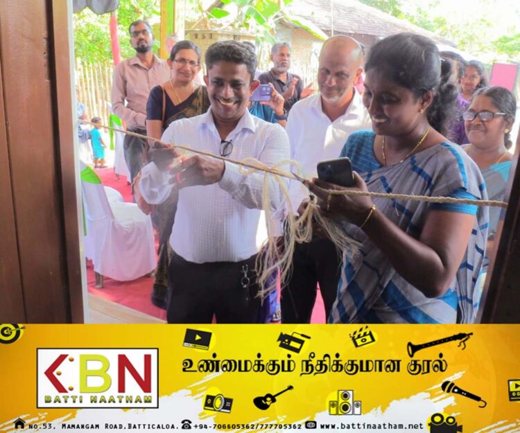 வாழை நார் ஊடாக உற்பத்திப்பொருட்களை தயாரிக்கும் நிலையம் மட்டக்களப்பில் திறந்துவைப்பு!