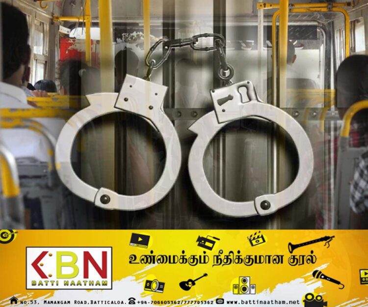 தென்கிழக்குப் பல்கலைக்கழகத்திற்கு சென்றுகொண்டிருந்த மாணவியிடம் எல்லை மீறிய இராணுவ சிப்பாய் கைது!