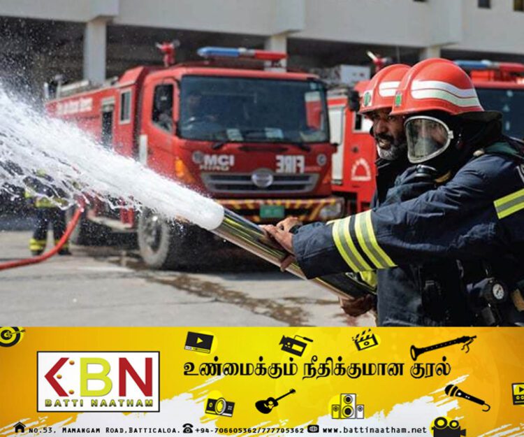 பாகிஸ்தான் மசூதியில் தொழுகை நேரத்தில் தீ விபத்து ; ஒருவர் மரணம்!