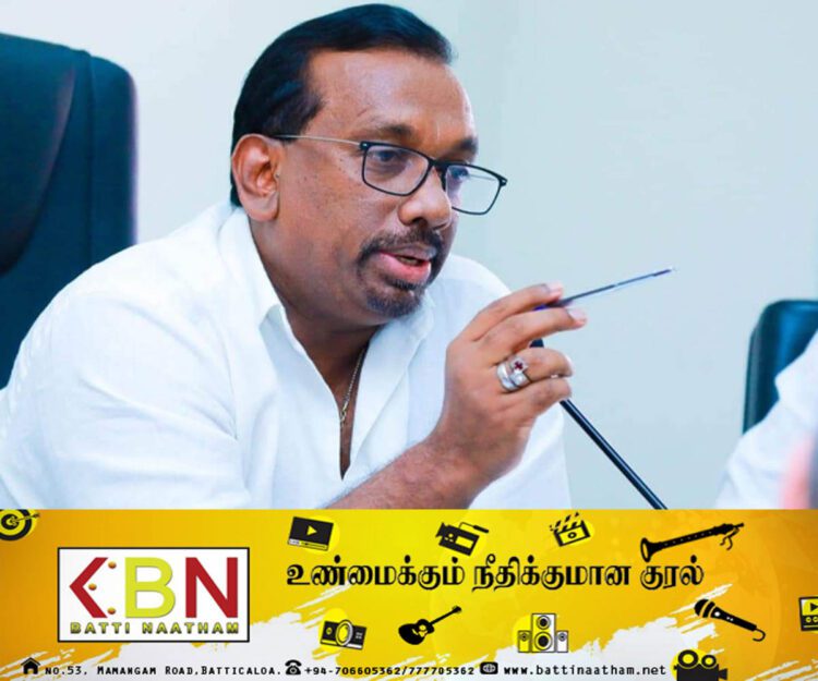 சில அரசியல் கட்சிகளின் நிகழ்ச்சி நிரல்களுக்கு ஏற்ப அரச ஊழியர்கள் வீதியில் இறங்க வேண்டாம்; அளுத்கமகே தெரிவிப்பு!